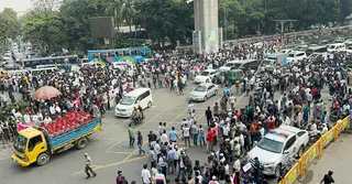 আগে আলোচনা, পরে এনইআইআর: সরকারের প্রতি স্মার্টফোন ব্যবসায়ীদের বার্তা